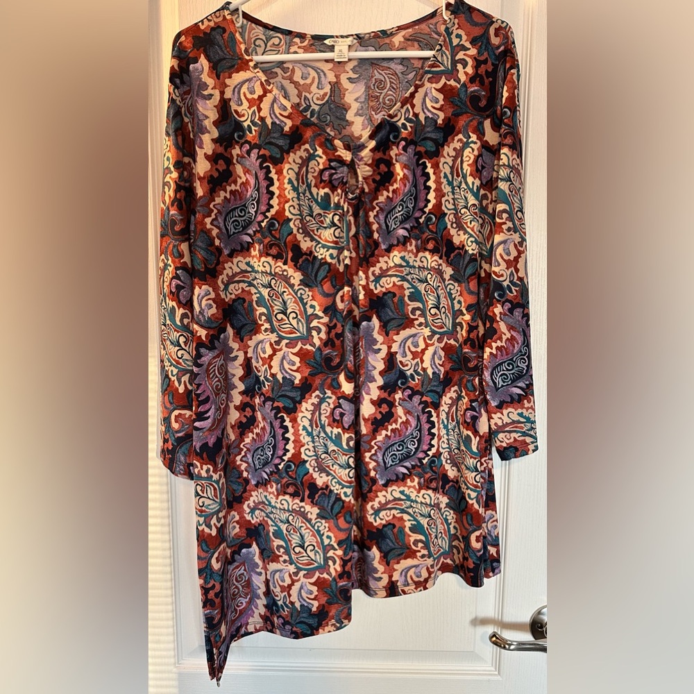 Cato Keyhole Paisley Top Blouse Handkerchief Tie Tunic Size XL Like New
